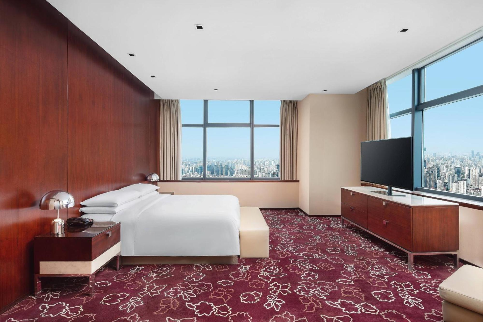 Renaissance Shanghai Zhongshan Park Hotel Екстериор снимка