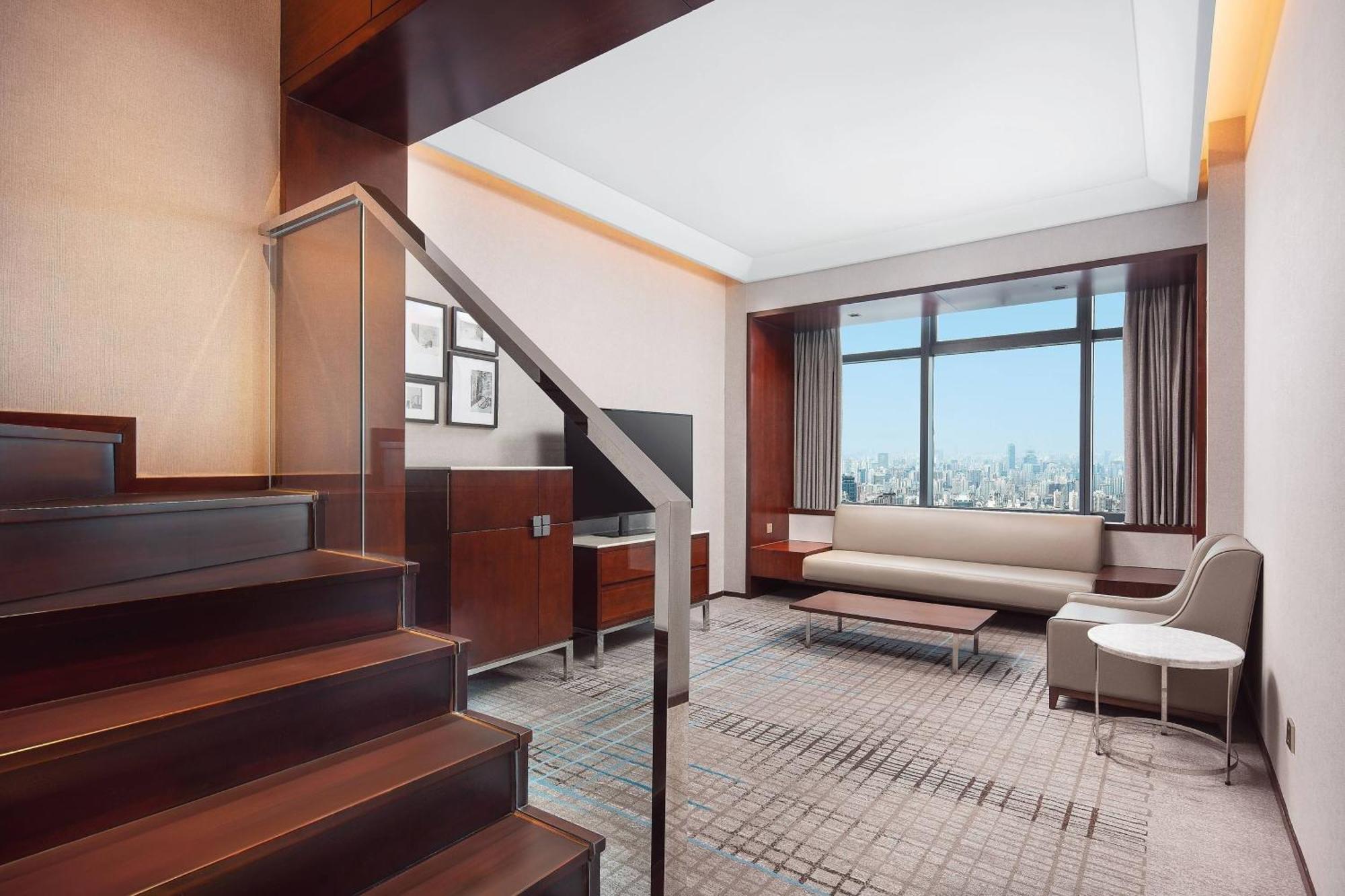 Renaissance Shanghai Zhongshan Park Hotel Екстериор снимка