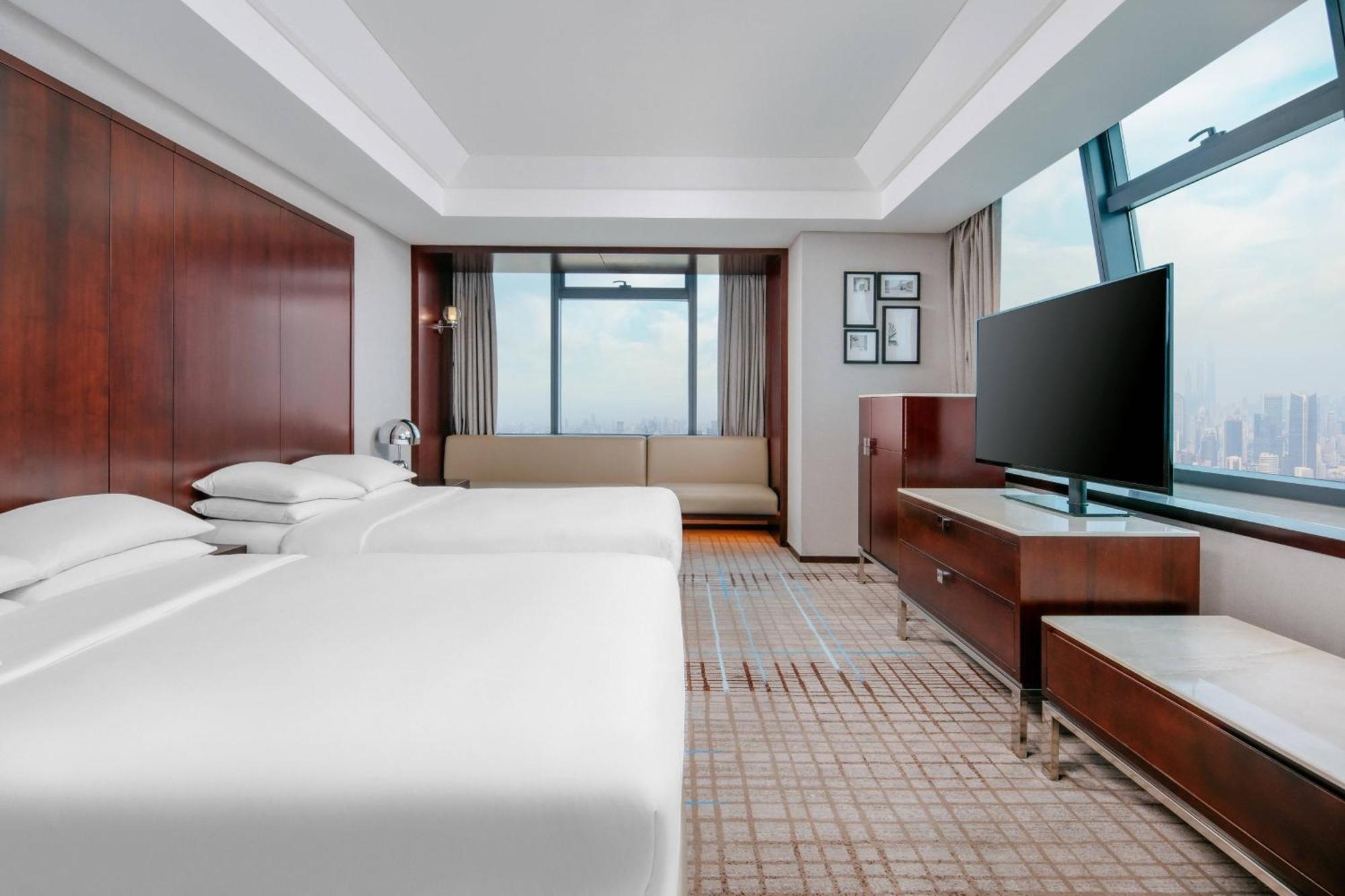 Renaissance Shanghai Zhongshan Park Hotel Екстериор снимка